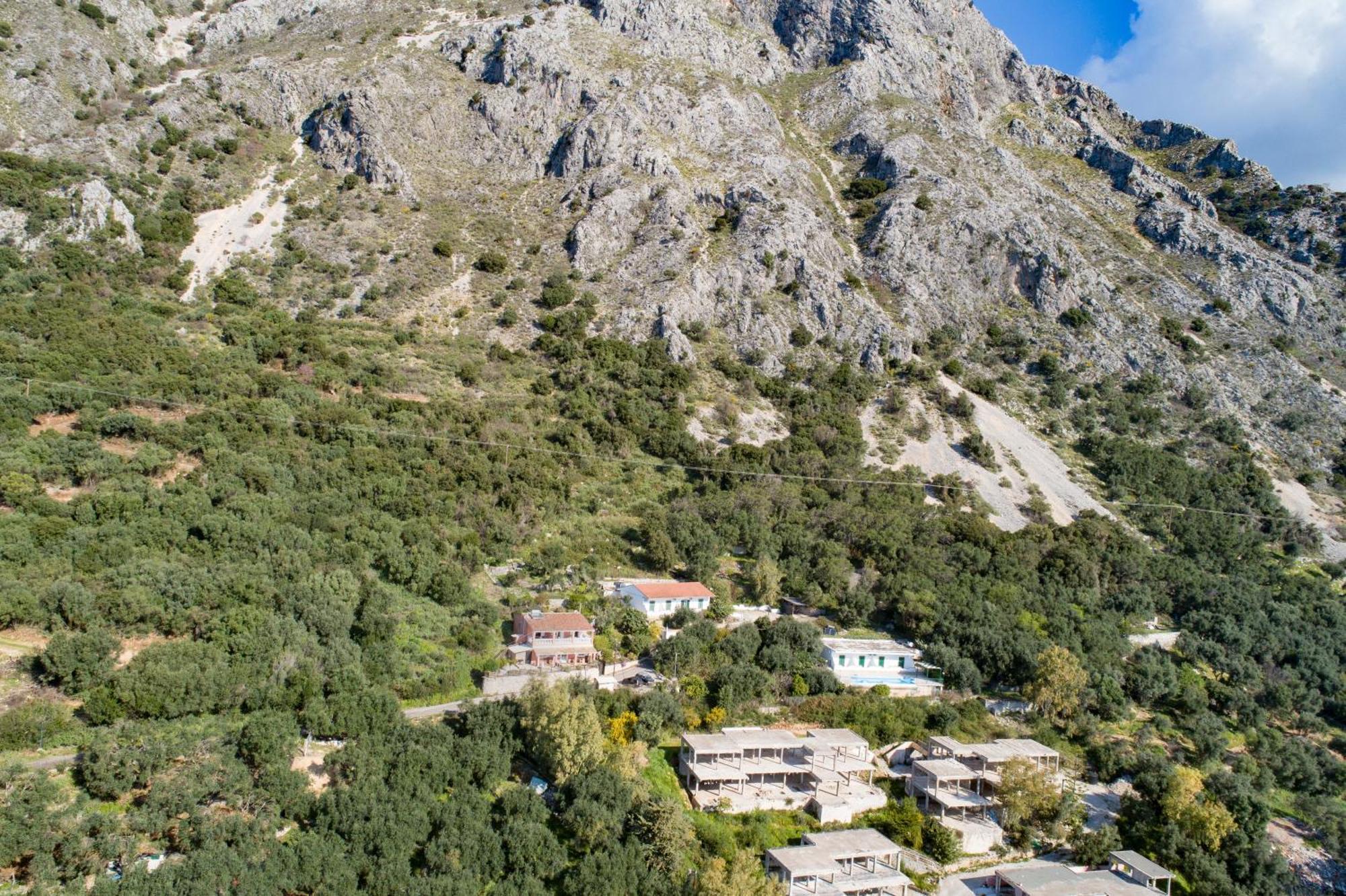 Sunrise View Apartments Барбаті Екстер'єр фото